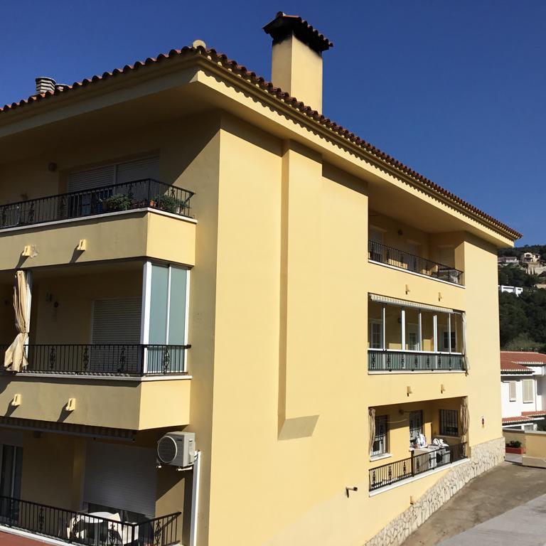 Apartamento Martin ตอสซาเดมาร์ ภายนอก รูปภาพ