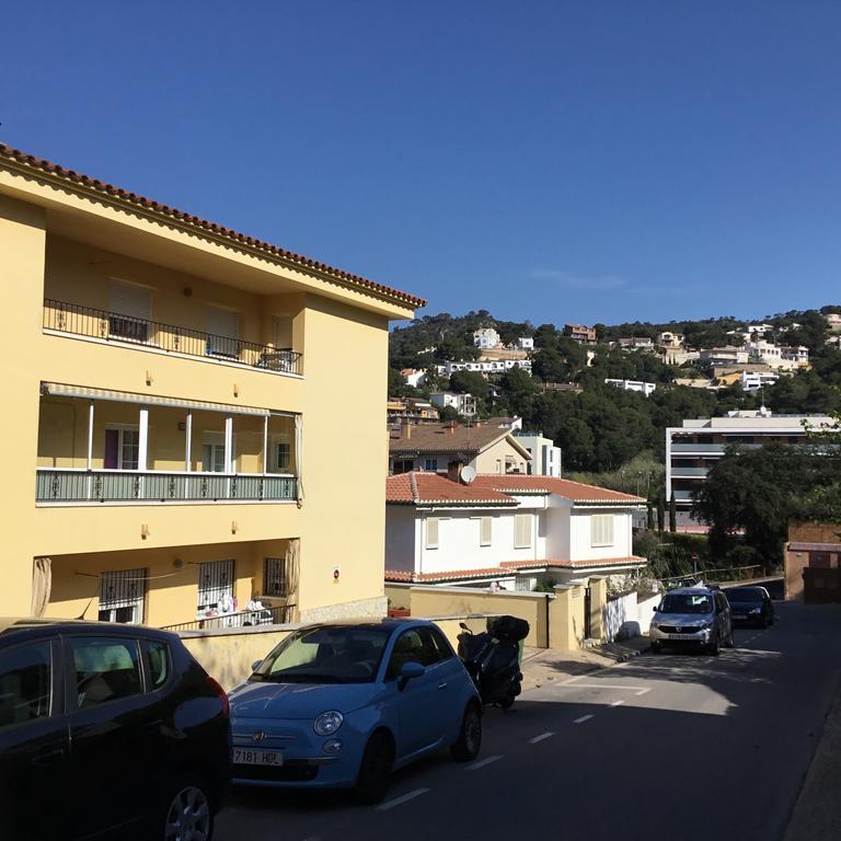 Apartamento Martin ตอสซาเดมาร์ ภายนอก รูปภาพ